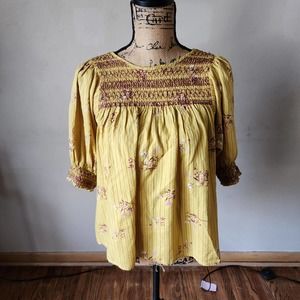 Acos & A Mustard Yellow Bohemian Peasant Bubble 3/4 Sleeve Smocked Neck …